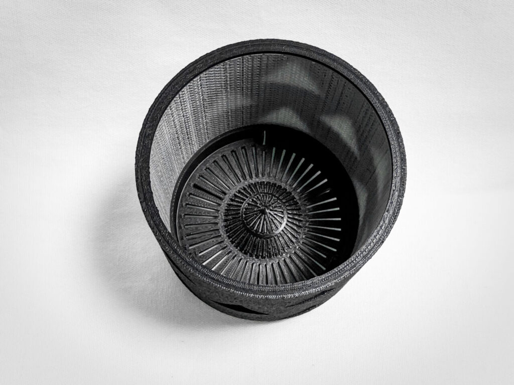 3Dプリンターで自作した鉢