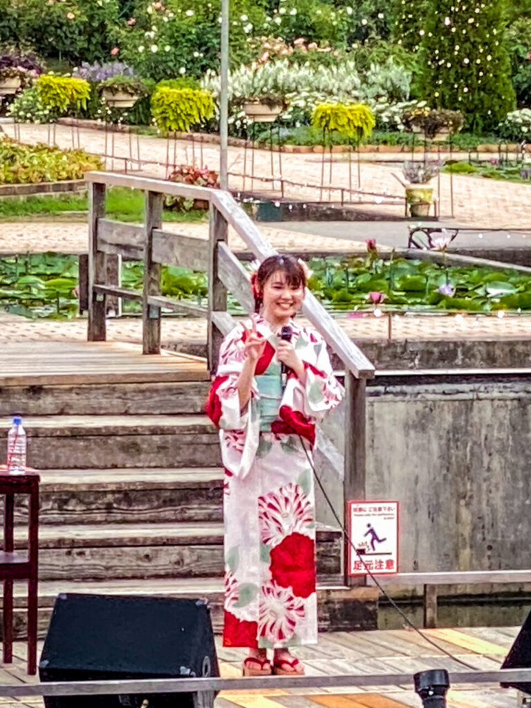 あしかがフラワーパークの真夏の特別セール＆夏祭り